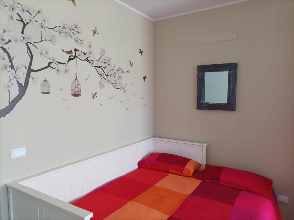Lake View Studio Flat Riva del Garda Exteriör bild